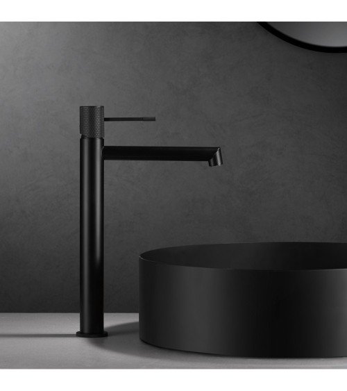 Monomando lavabo alto  Line negro mate